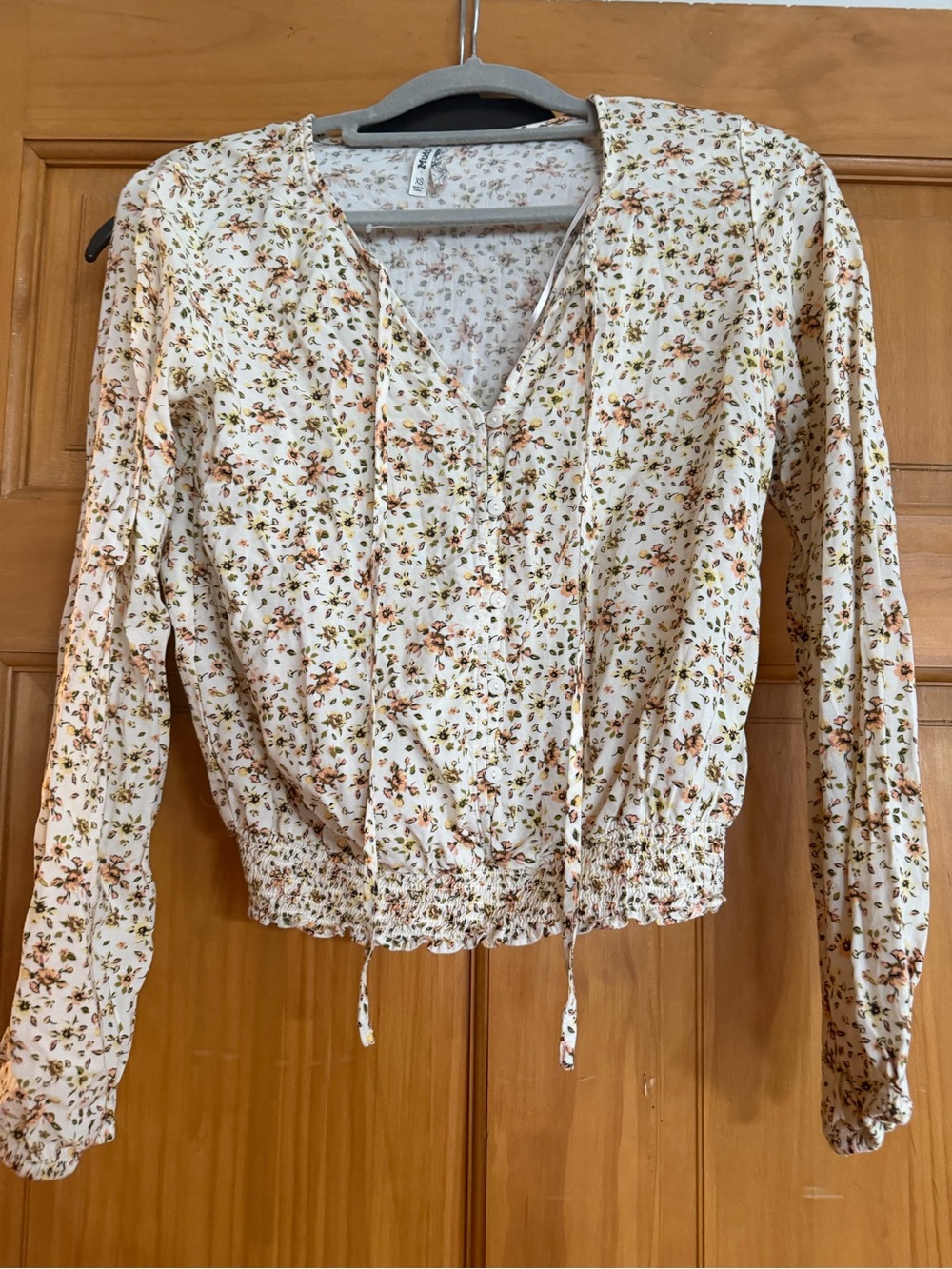 Floral Drawstring V-Neck Long Sleeve Top - Cream/Peach